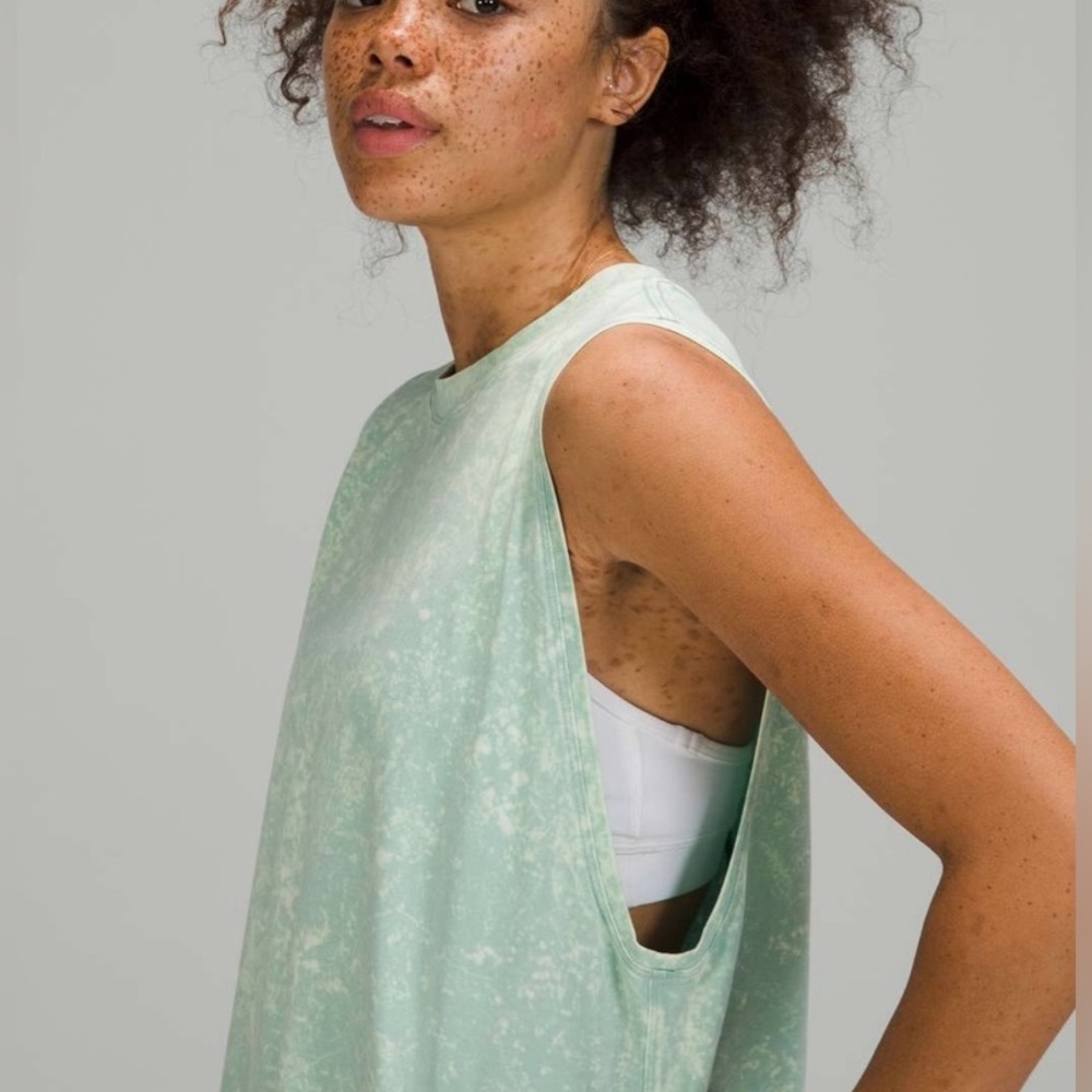 Lululemon All yours tank top Sz.2